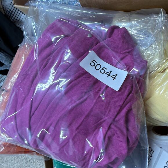 Design History T-Shirt Women 2X Plus Purple Short Sleeve Rhinestone Casual - Picture 6 of 6